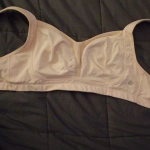 Lululemon TaTa tamer Bra